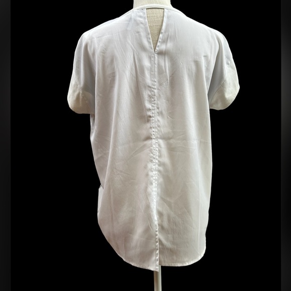 Calvin Klein Jeans shirt top Tshirt sz MD metallic lightweight like new - Picture 3 of 7